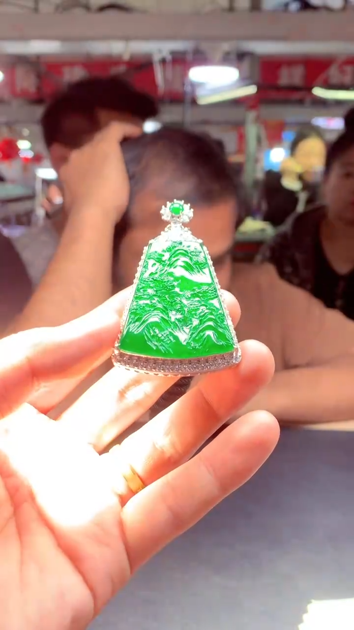 【闪购商品】定制翡翠未镶嵌W多样性发货拍一发一