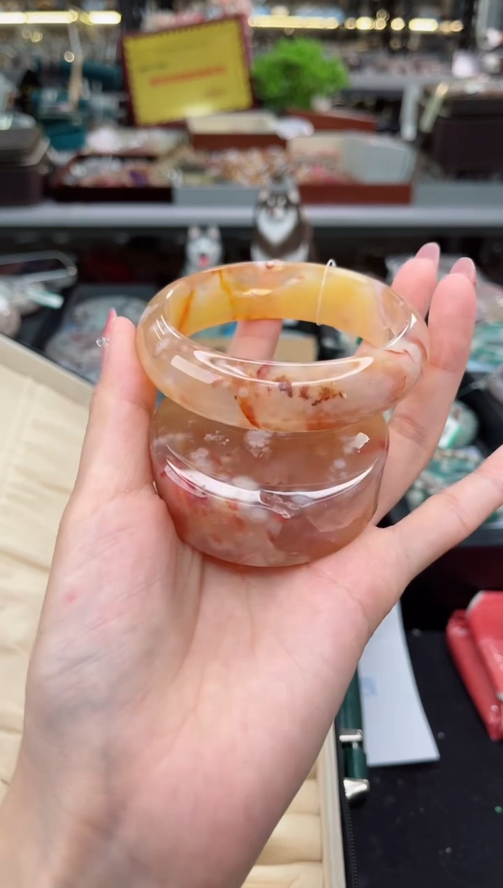 【闪购商品】石英质玉手镯未镶嵌61圈口（赠品镯心）6658123