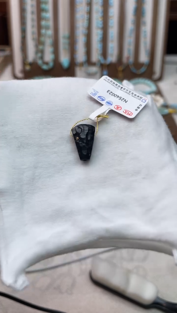 未镶嵌绿松石珠宝奇石74