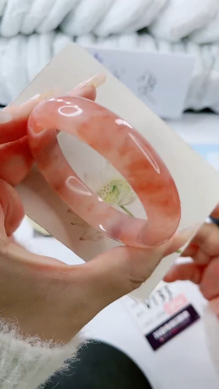 【闪购商品】石英质玉手镯合金多样性发货V133