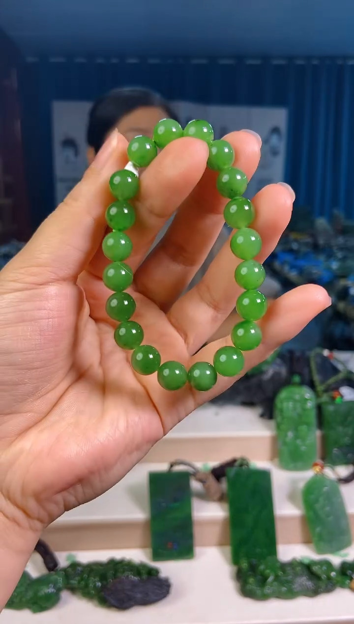 和田玉未镶嵌挂件1