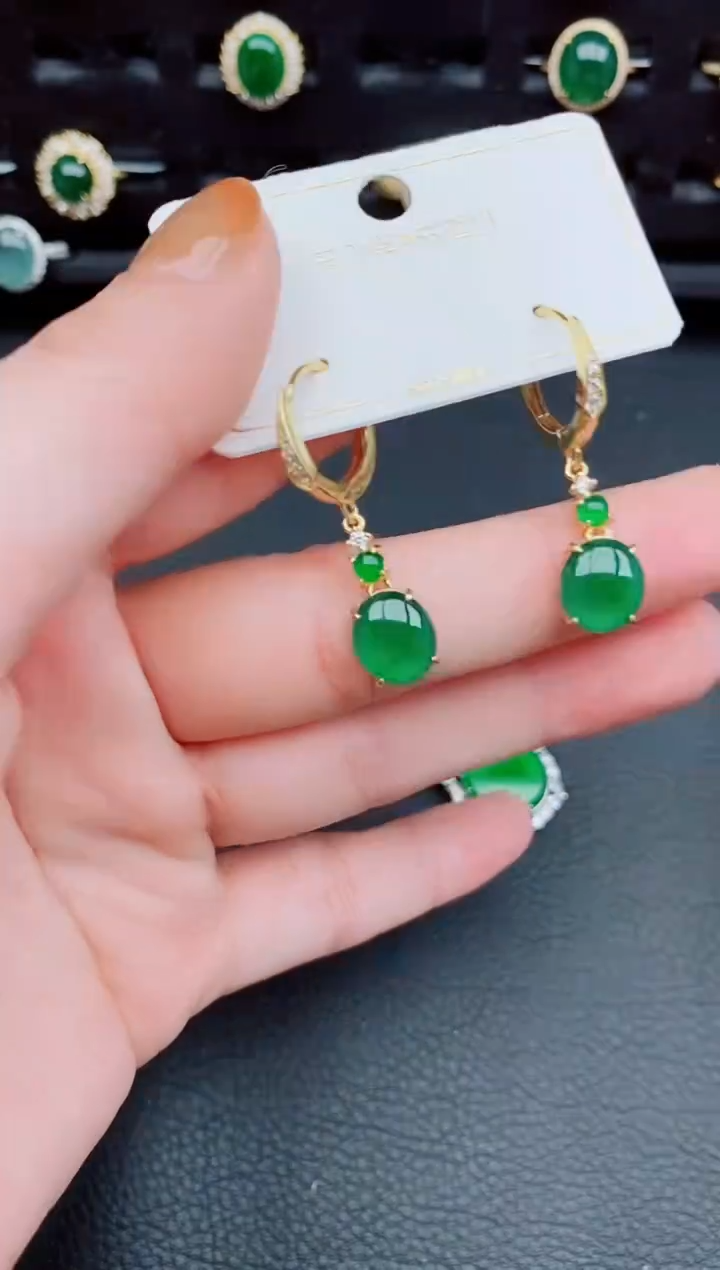 【闪购商品】翡翠耳饰银S925镶嵌天然a货翡翠256