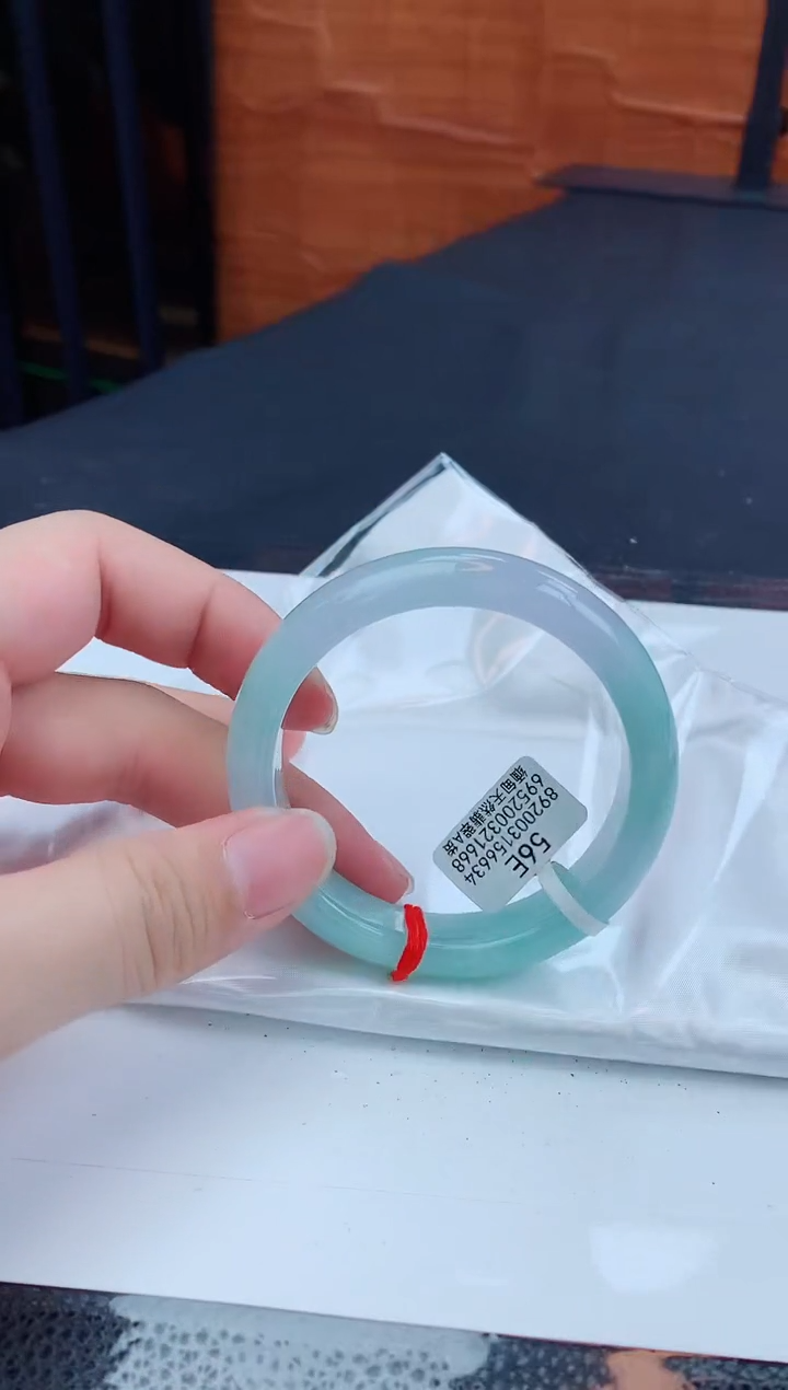 翡翠未镶嵌手镯缅甸天然翡翠A货手镯