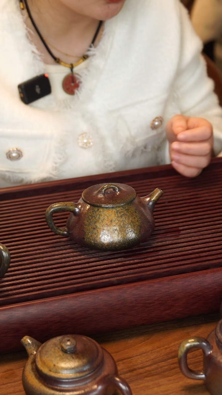 【闪购商品】紫砂茶壶柴烧-高温紫泥-平盖石瓢-230cc