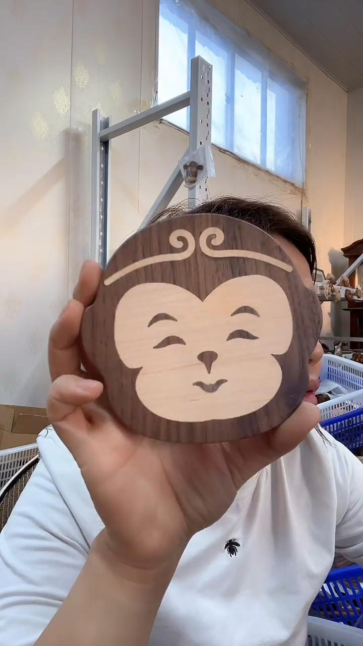 木悟空的杯垫黑胡桃