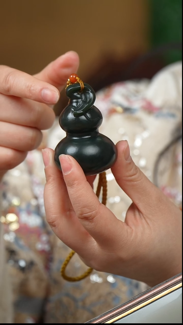 未镶嵌和田玉把件把件（多样性发货）