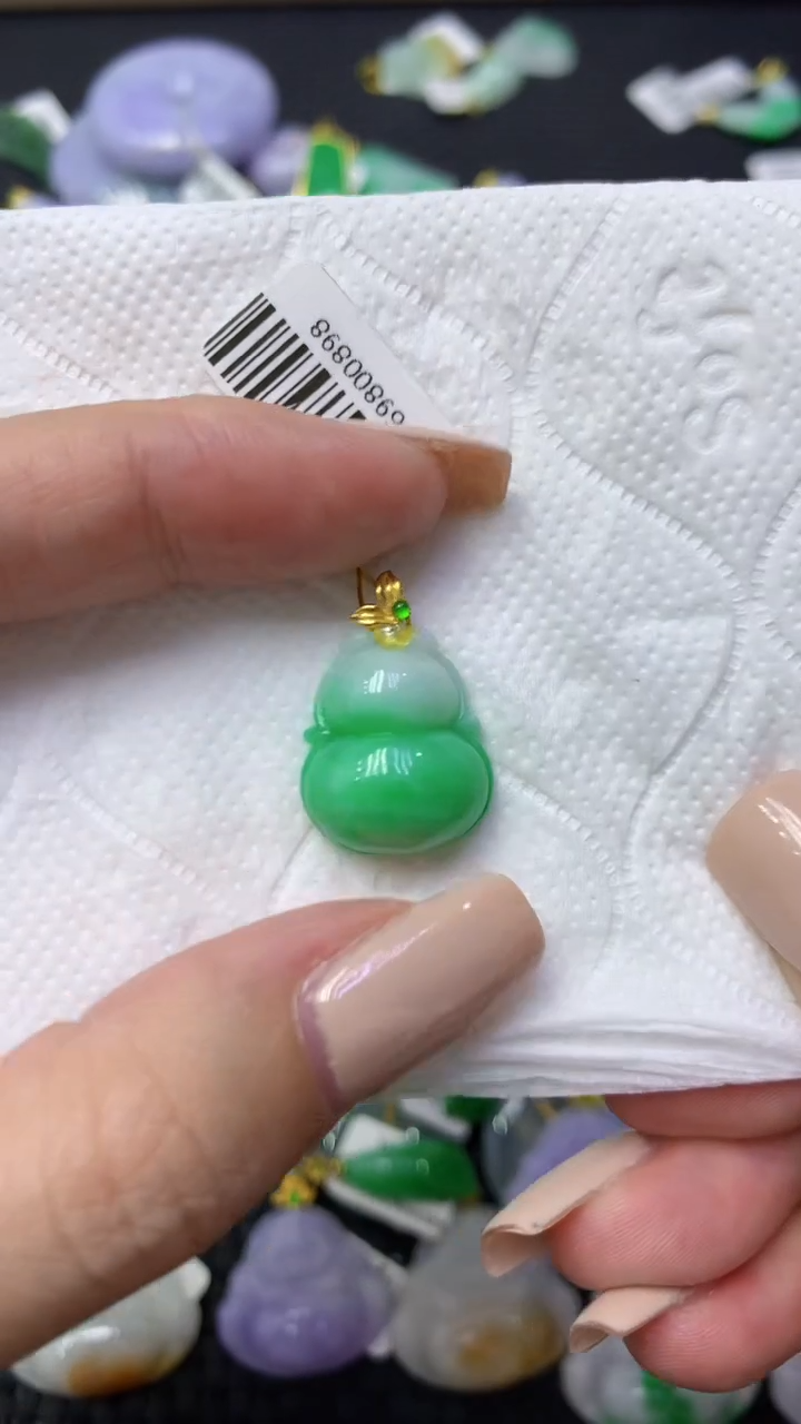 颈饰18K金镶嵌翡翠天然缅甸翡翠A货
