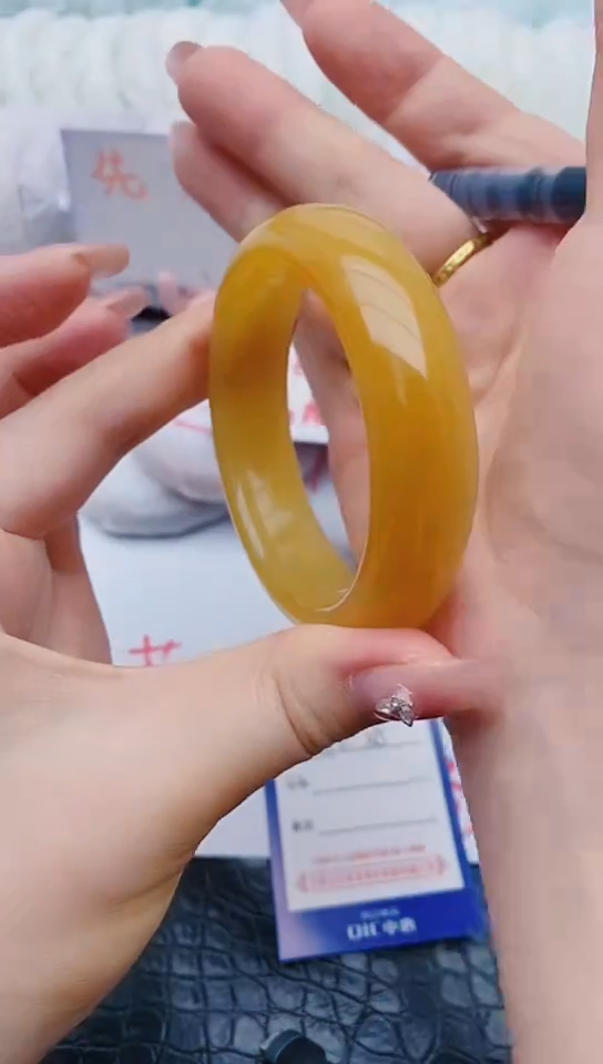 石英质玉手镯未镶嵌w100+54-55