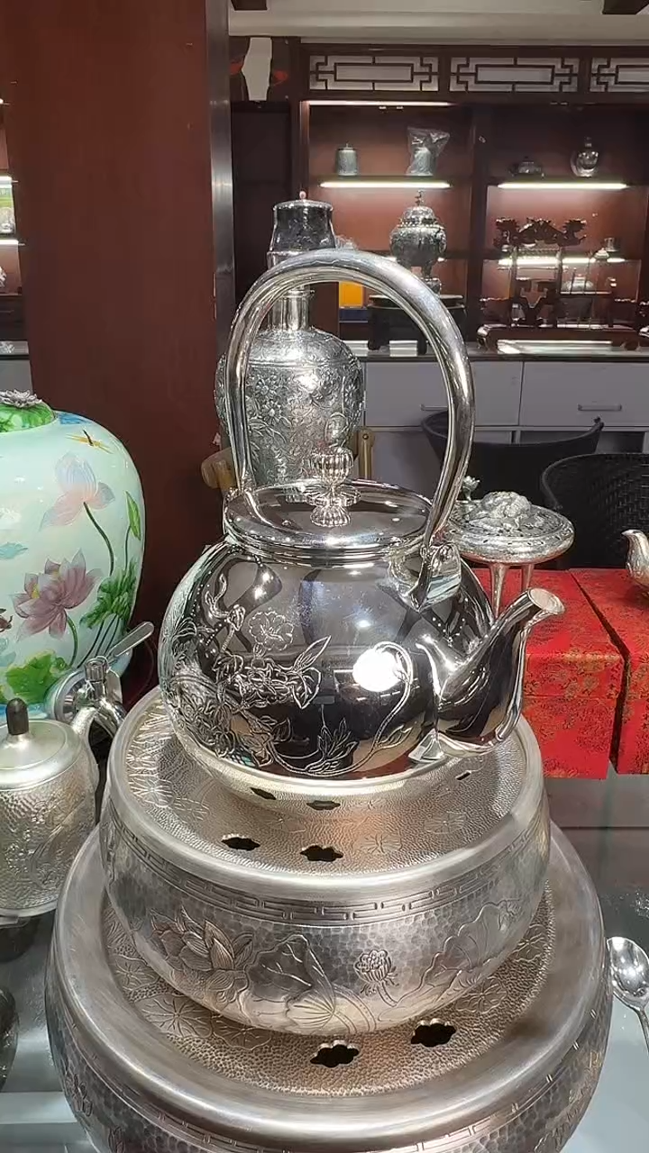 孙*足银手工精工錾刻牡丹高抛光提梁烧水壶