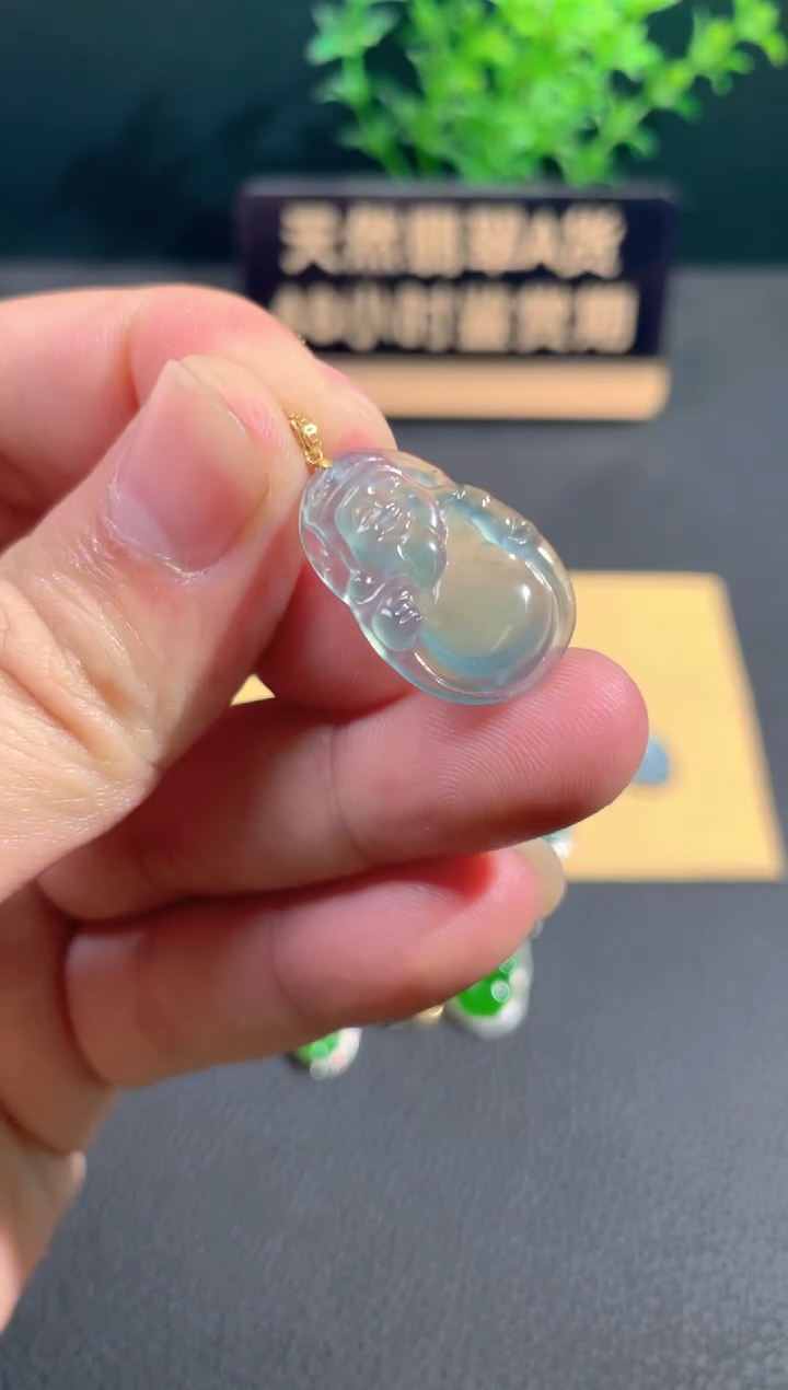 【闪购商品】翡翠颈饰18K金镶嵌翡翠