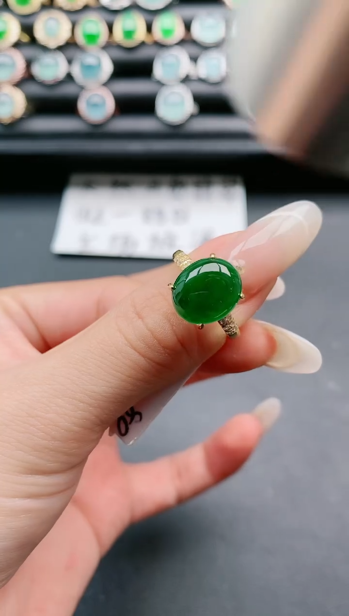 【闪购商品】翡翠戒指银S925镶嵌111111