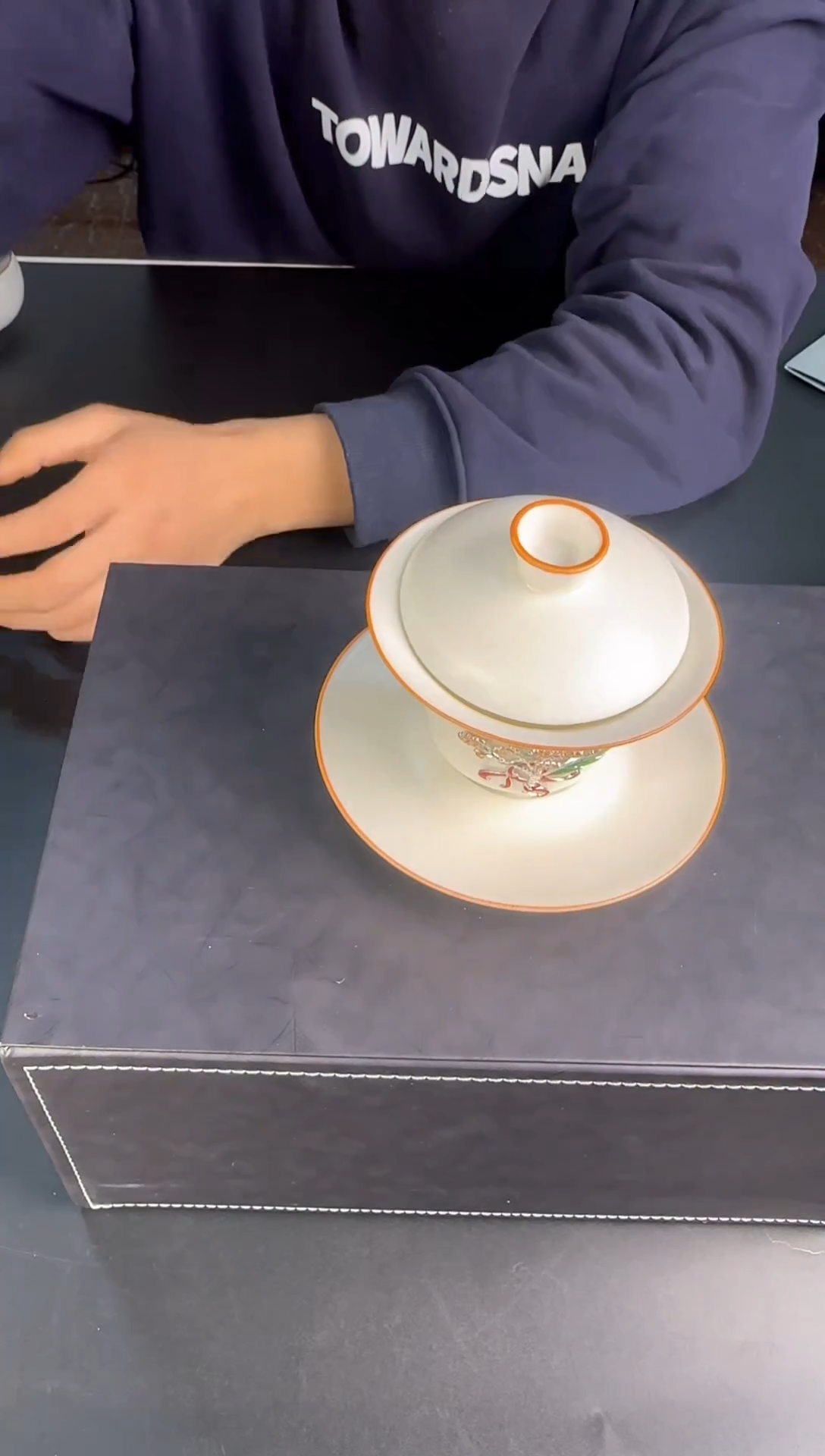 【闪购商品】冰裂纹浮雕三才盖碗