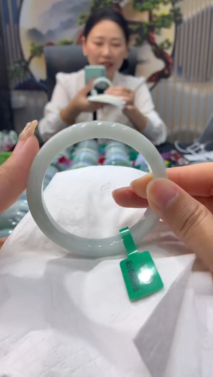 【闪购商品】翡翠手镯未镶嵌00001718