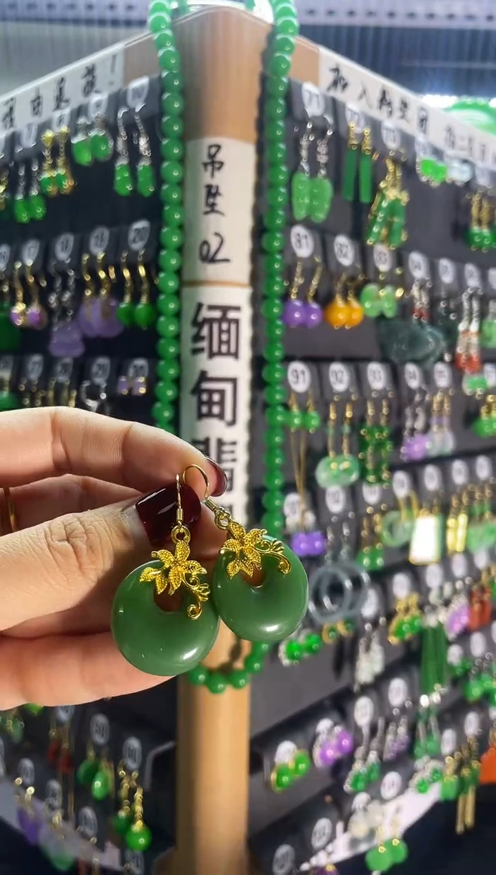 【闪购商品】和田玉耳饰银S925镶嵌337.