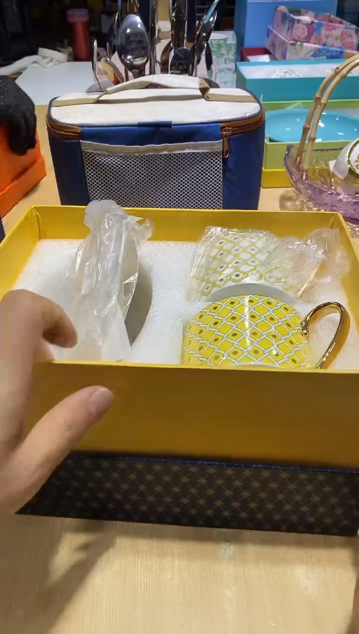 瓷片全场正品,一件不留@@1