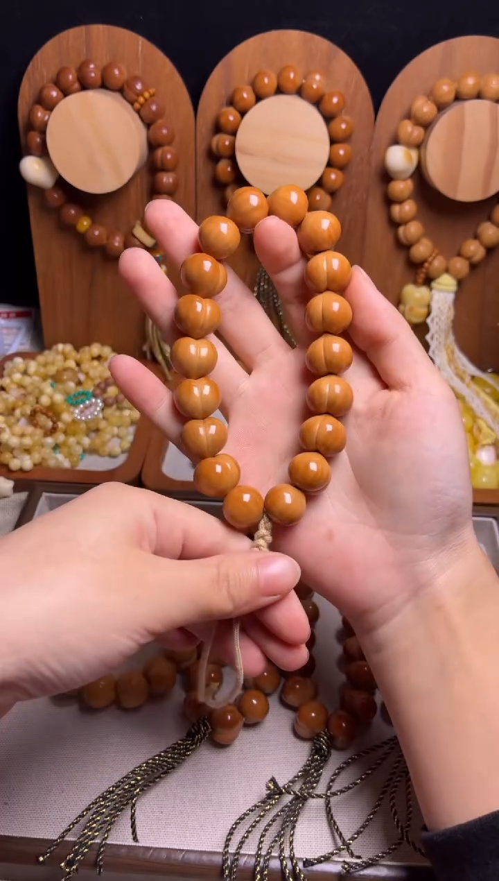 手串猴头核桃全品原皮泡芙素手持