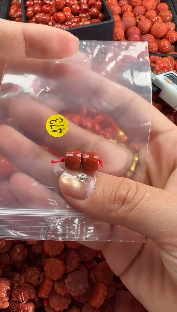 【闪购商品】南红玛瑙颈饰未镶嵌1