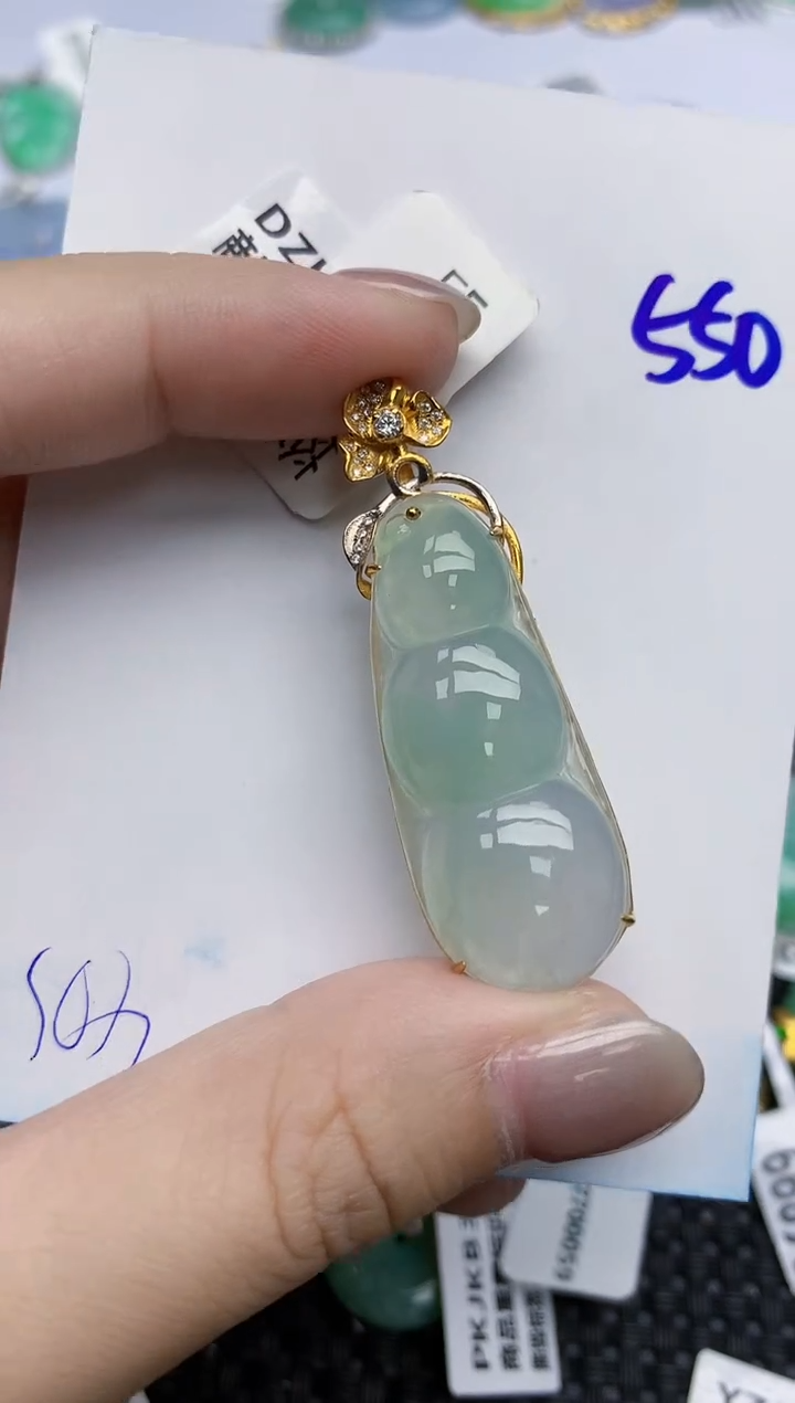 【闪购商品】翡翠颈饰18K金镶嵌天然翡翠A货