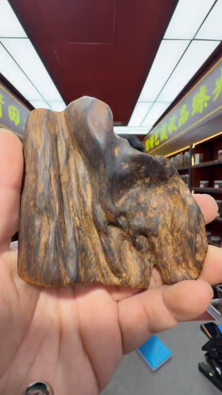 沉香吊坠多样性发一 越南