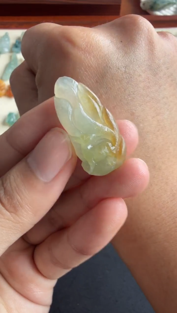 未镶嵌定制翡翠九尾狐