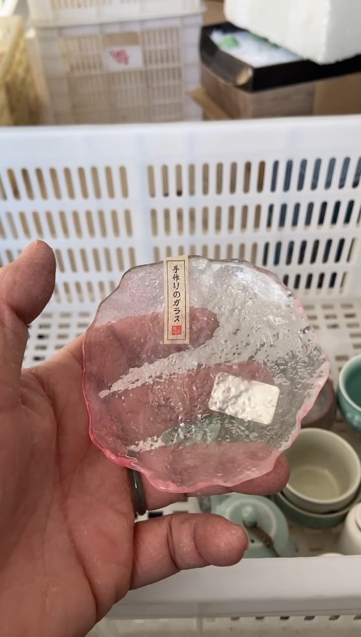 杯无运费险有瑕疵的摄影的产品有使用过的痕迹有点脏介意勿拍