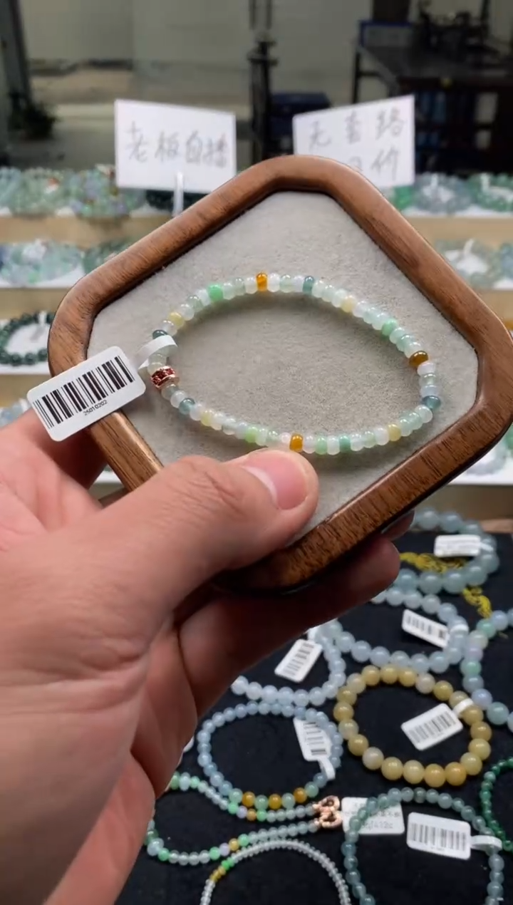 【闪购商品】翡翠手链未镶嵌天然A货翡翠