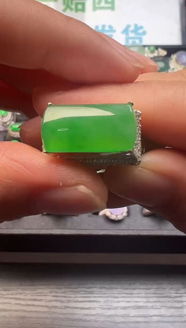 【闪购商品】定制翡翠未镶嵌天然缅甸A货翡翠