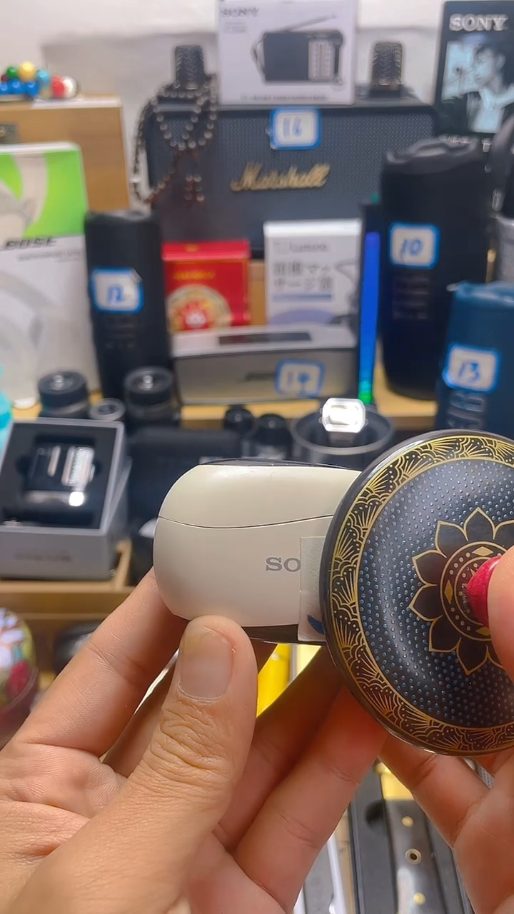 瓷片闪购商品 如图所示