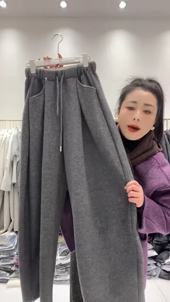 商贸城锦汐里女装批发003