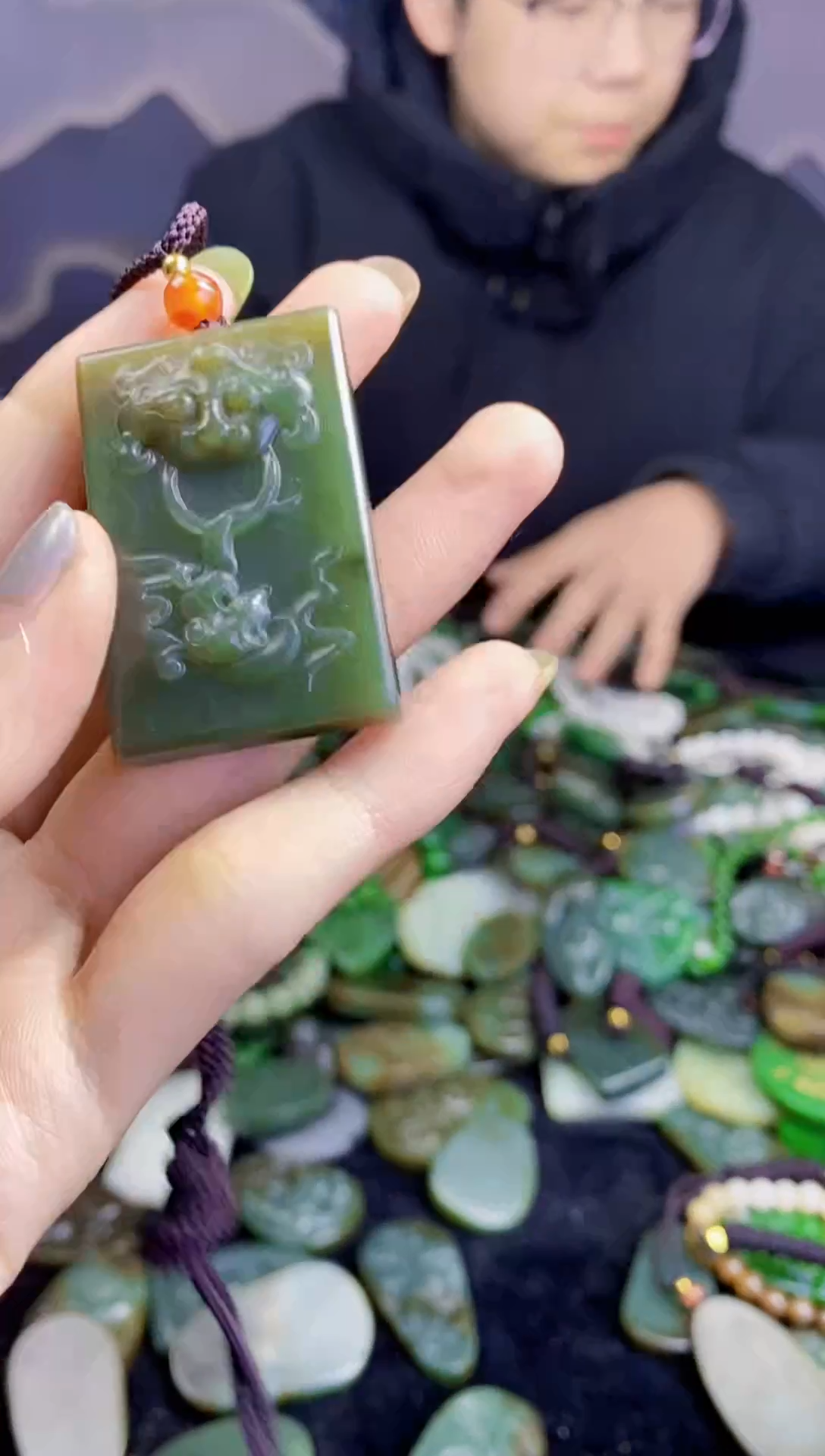 颈饰未镶嵌和田玉1