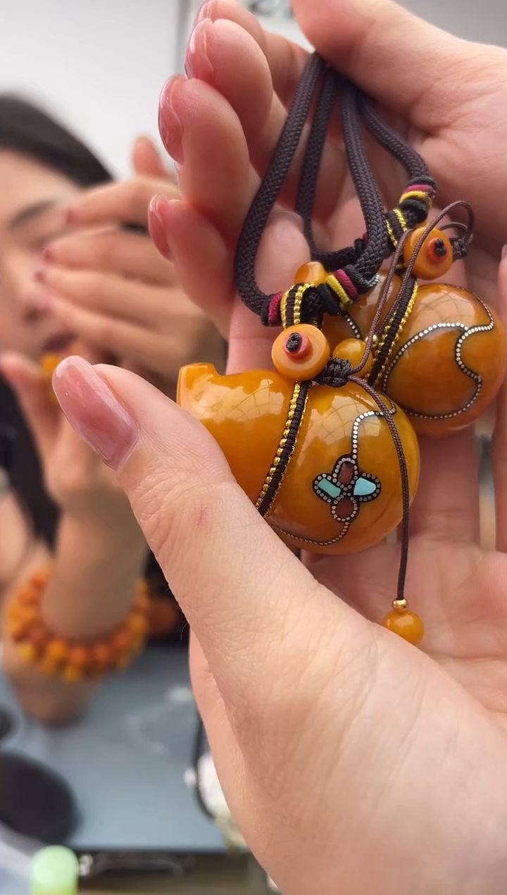 未镶嵌蜜蜡珠宝奇石假一罚十，017多样性发一件