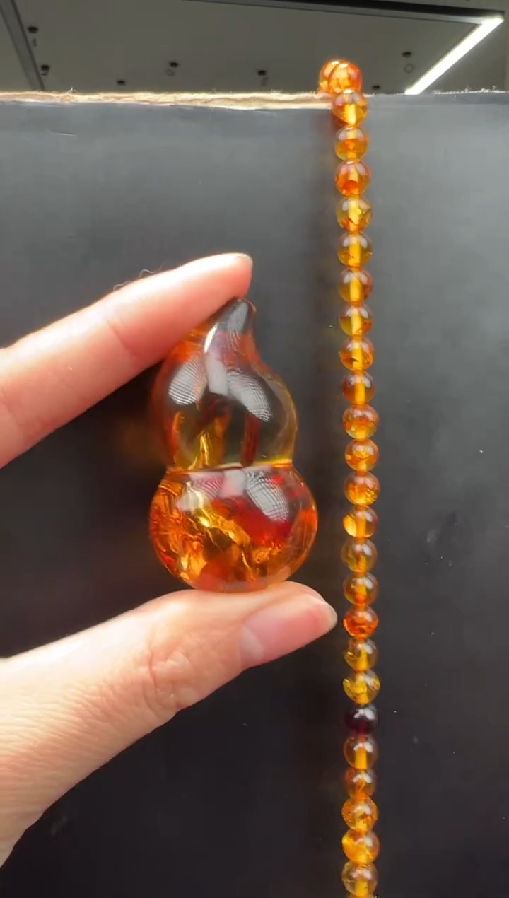 琥珀颈饰未镶嵌吊坠