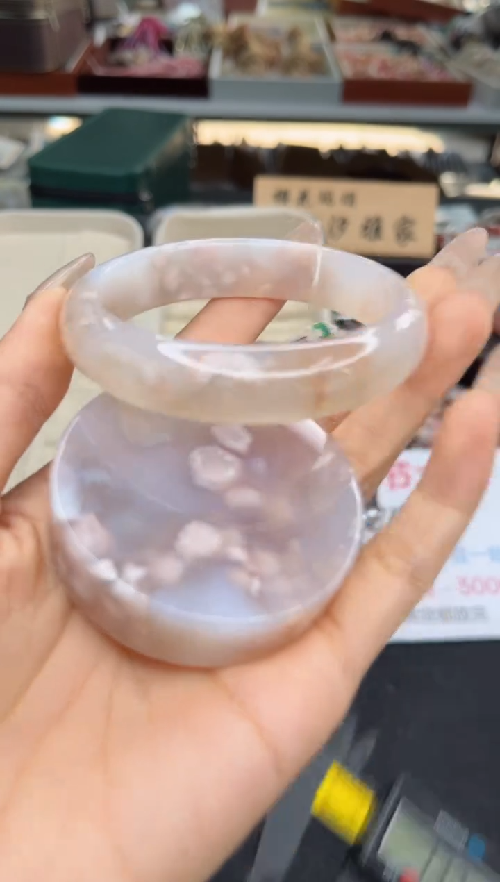 【闪购商品】石英质玉手镯未镶嵌57圈口（不退不换）1572253