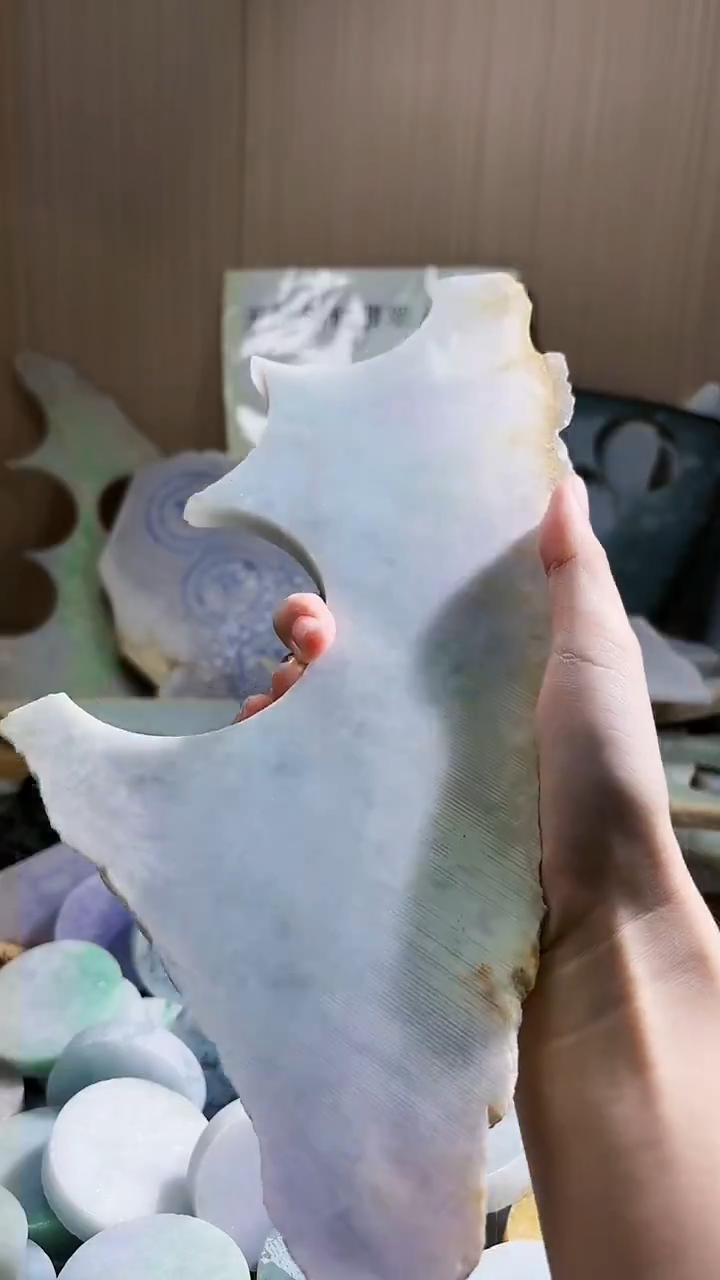 翡翠未镶嵌颈饰翡翠A货 温谭667
