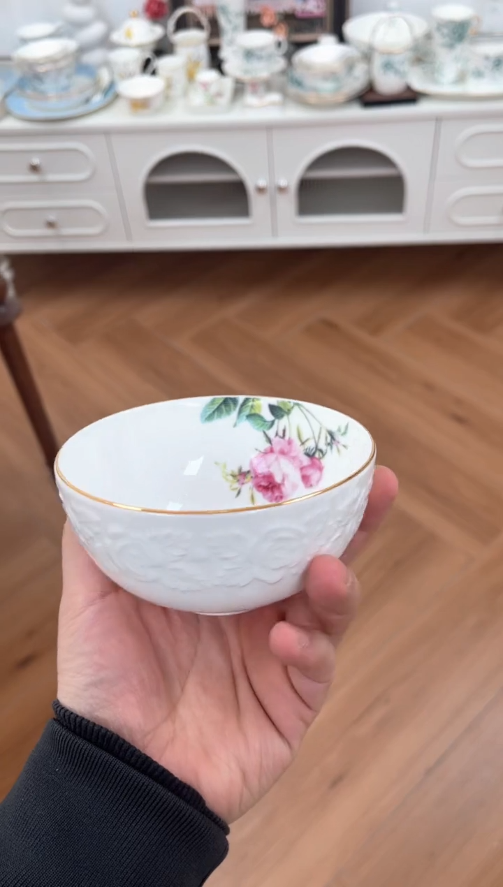 【闪购商品】碗4.5英寸玫瑰浮雕米饭碗