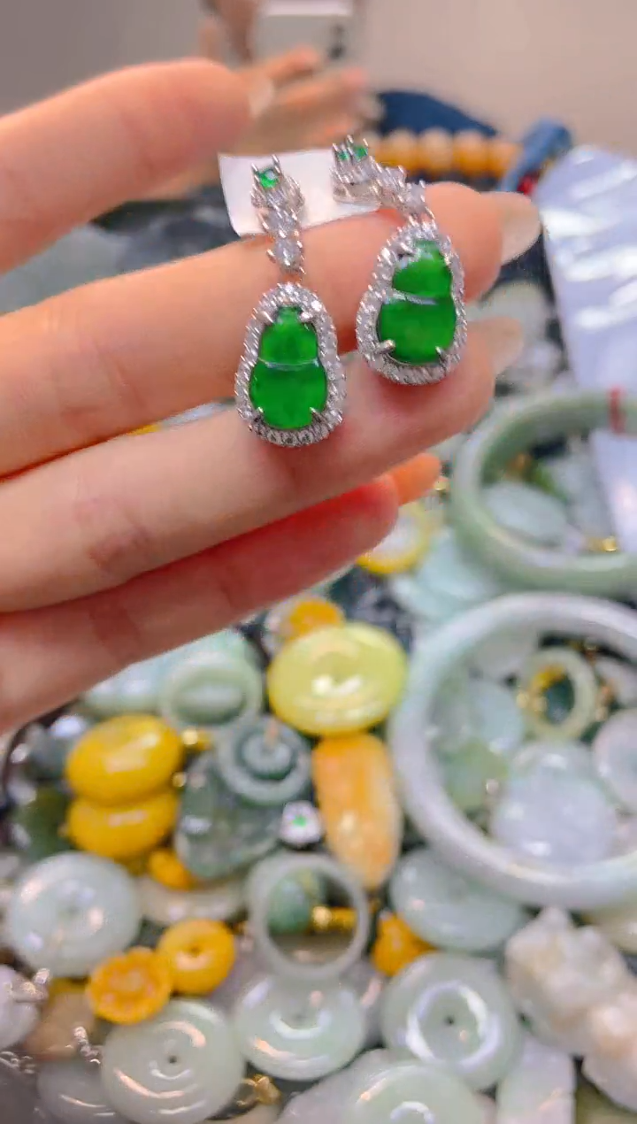 翡翠未镶嵌颈饰/L/翡翠A货,1件也是批发价