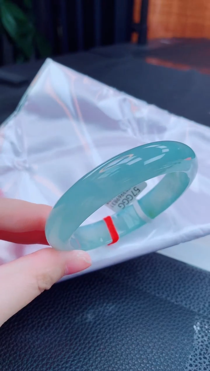 【闪购商品】翡翠手镯未镶嵌缅甸天然翡翠A货手镯