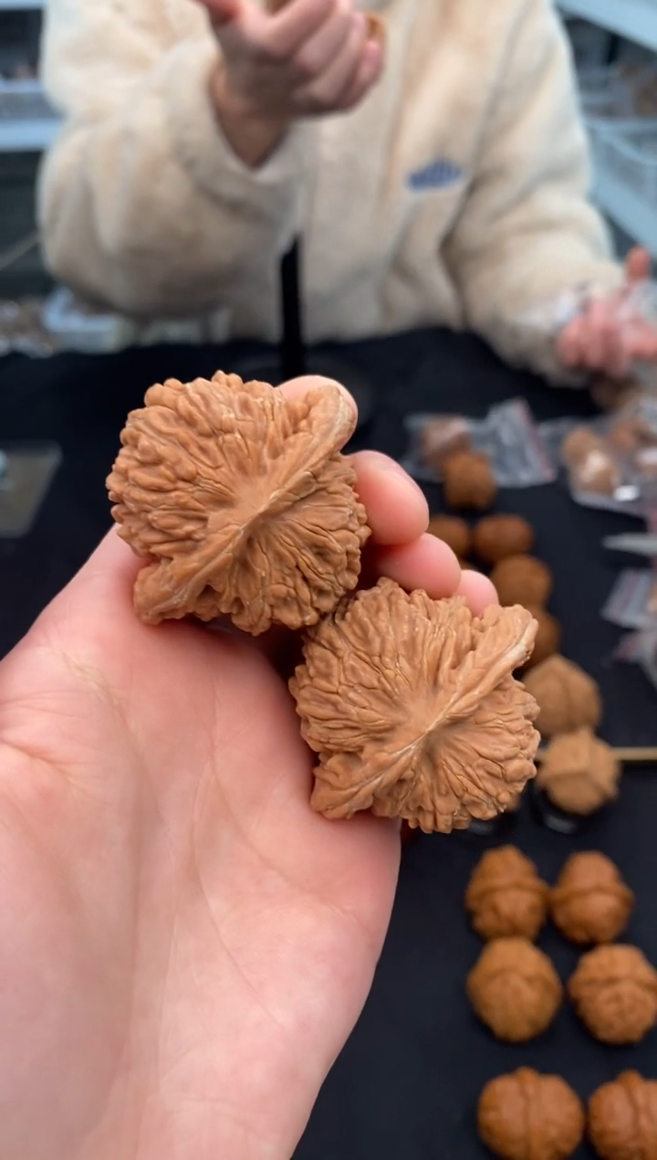【闪购商品】文玩核桃把件汉高楼44-t433