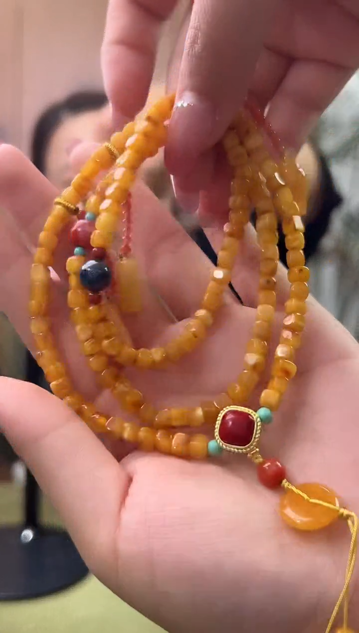 裸石琥珀未镶嵌天然琥珀蜜蜡吊坠多样性发一条