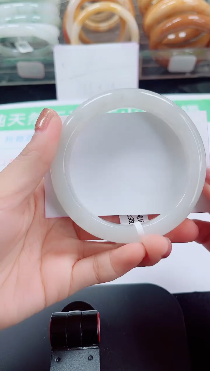 未镶嵌手镯石英质玉184-59/60
