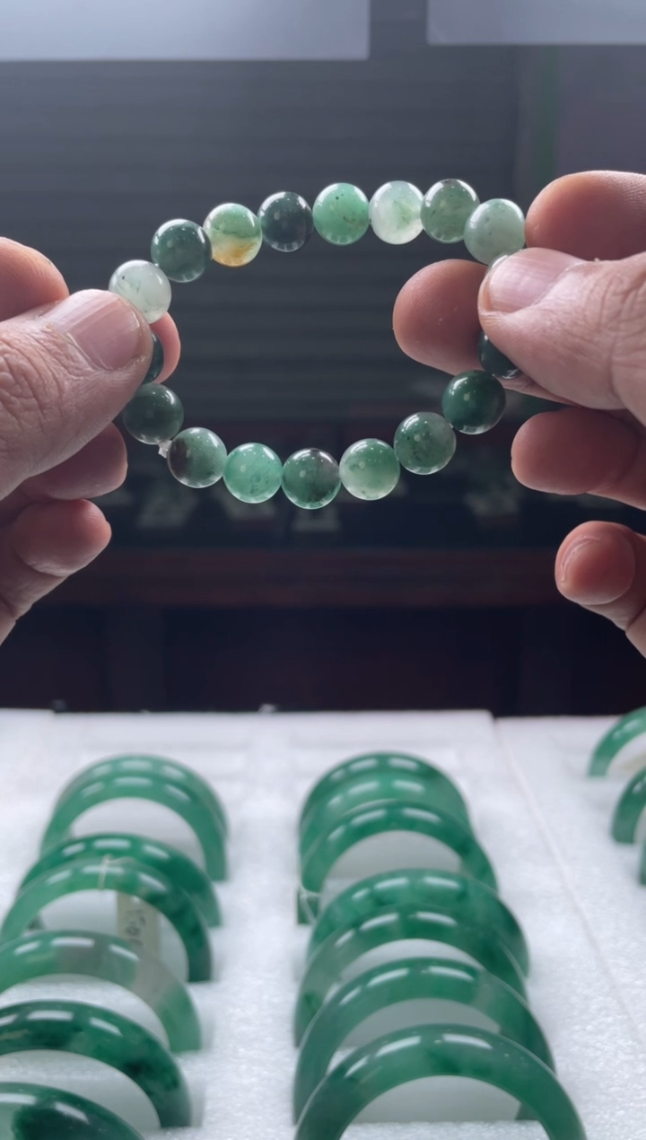 【闪购商品】石英质玉手链未镶嵌手串