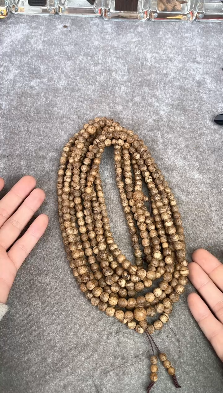 【闪购商品】沉香手串38号海南黑油格多样性发货1条