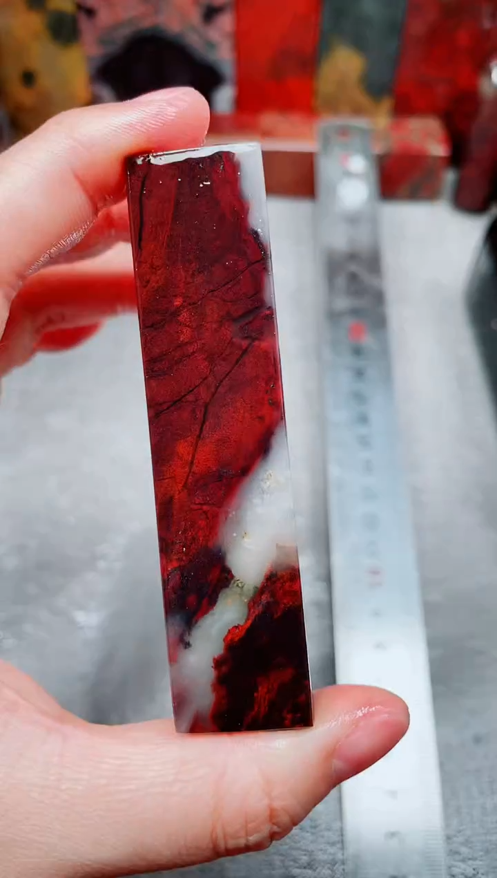 桂林鸡血玉素章2.0左右3