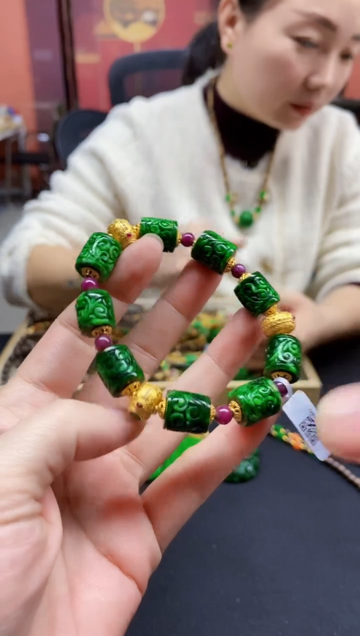 颈饰未镶嵌翡翠翡翠手串