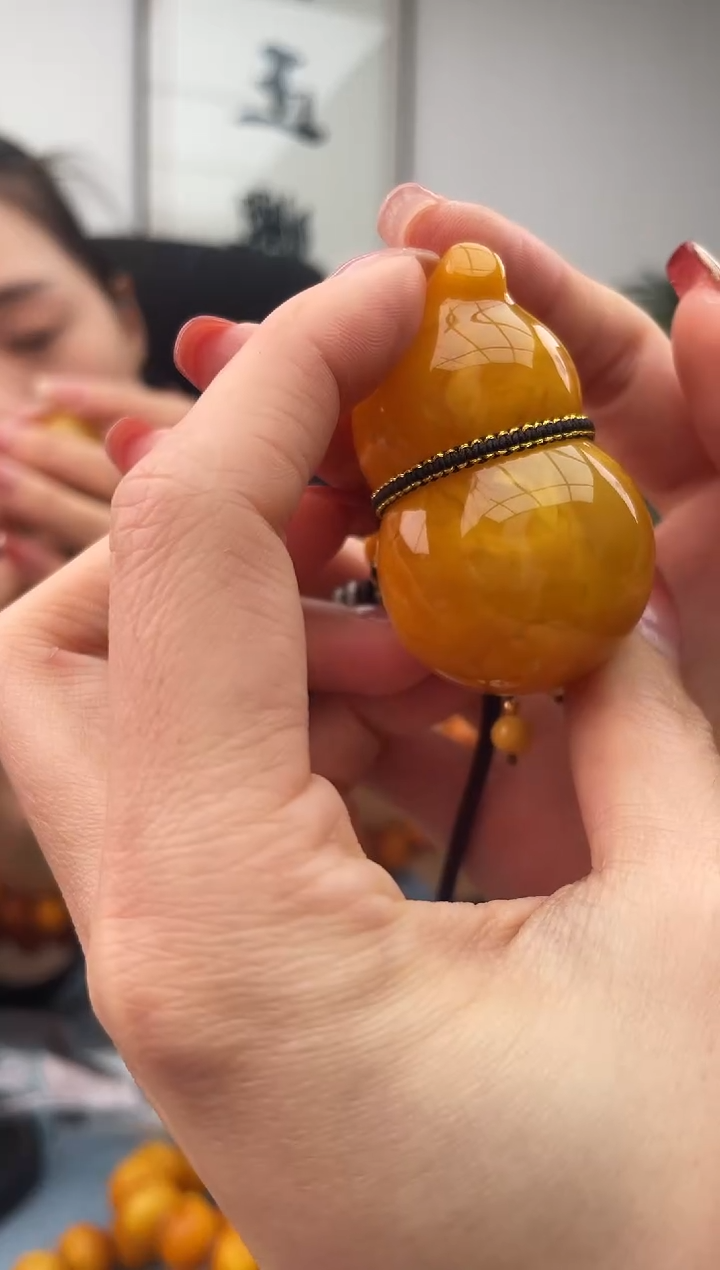 【闪购商品】琥珀珠宝奇石未镶嵌假一罚十，025