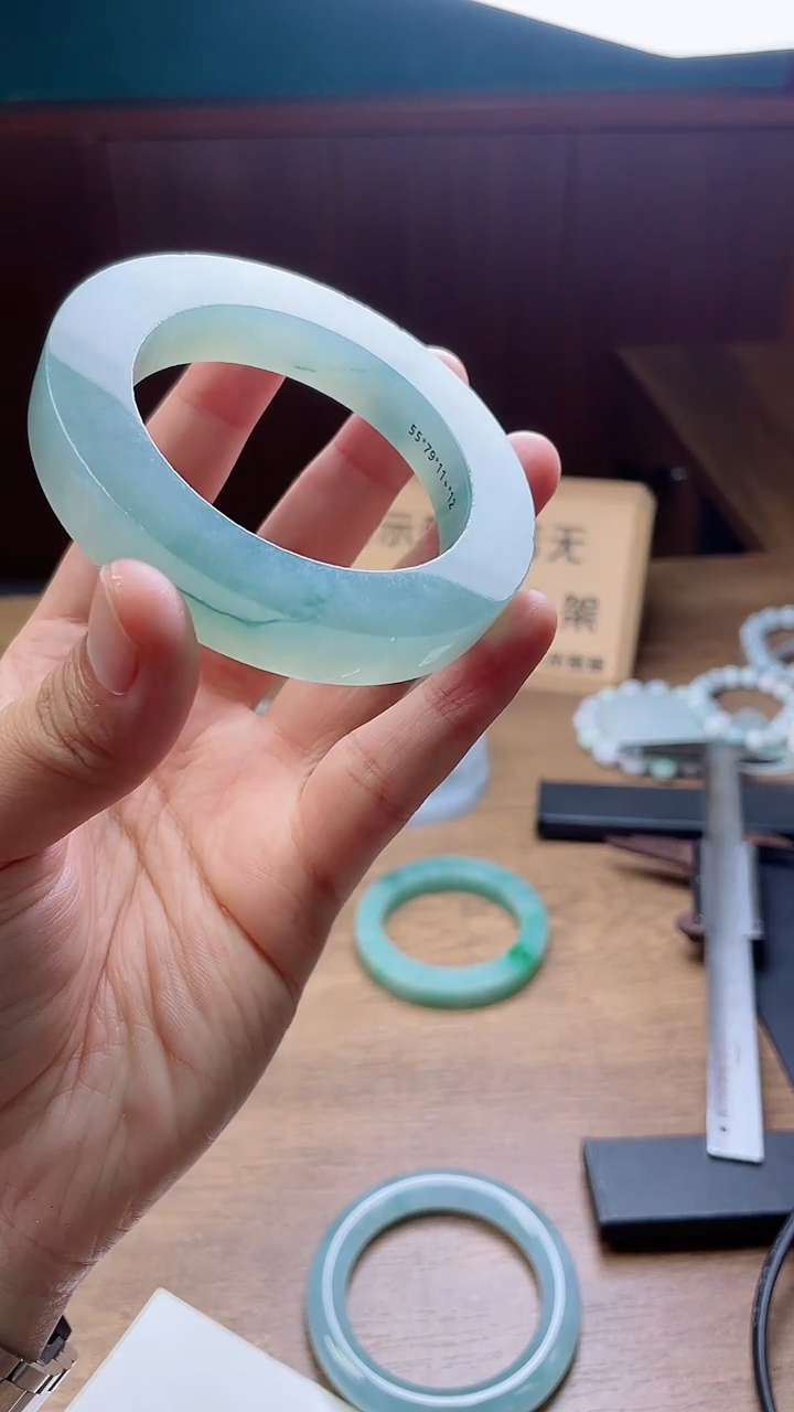 定制翡翠手镯未镶嵌n****a定制