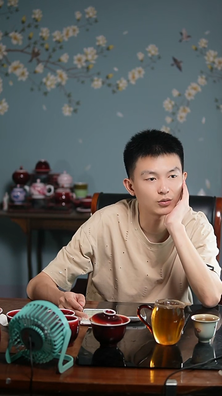 杯素材中心容量不足，图片上传失败