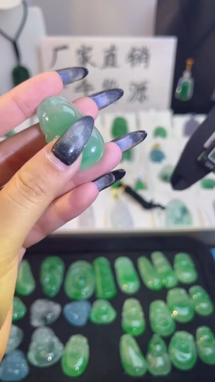 【闪购商品】翡翠手串未镶嵌翡翠颈饰未镶嵌天然翡翠吊坠