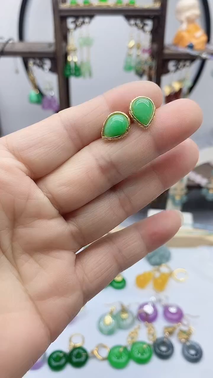 石英质玉（非洲翠）14K金镶嵌耳饰510