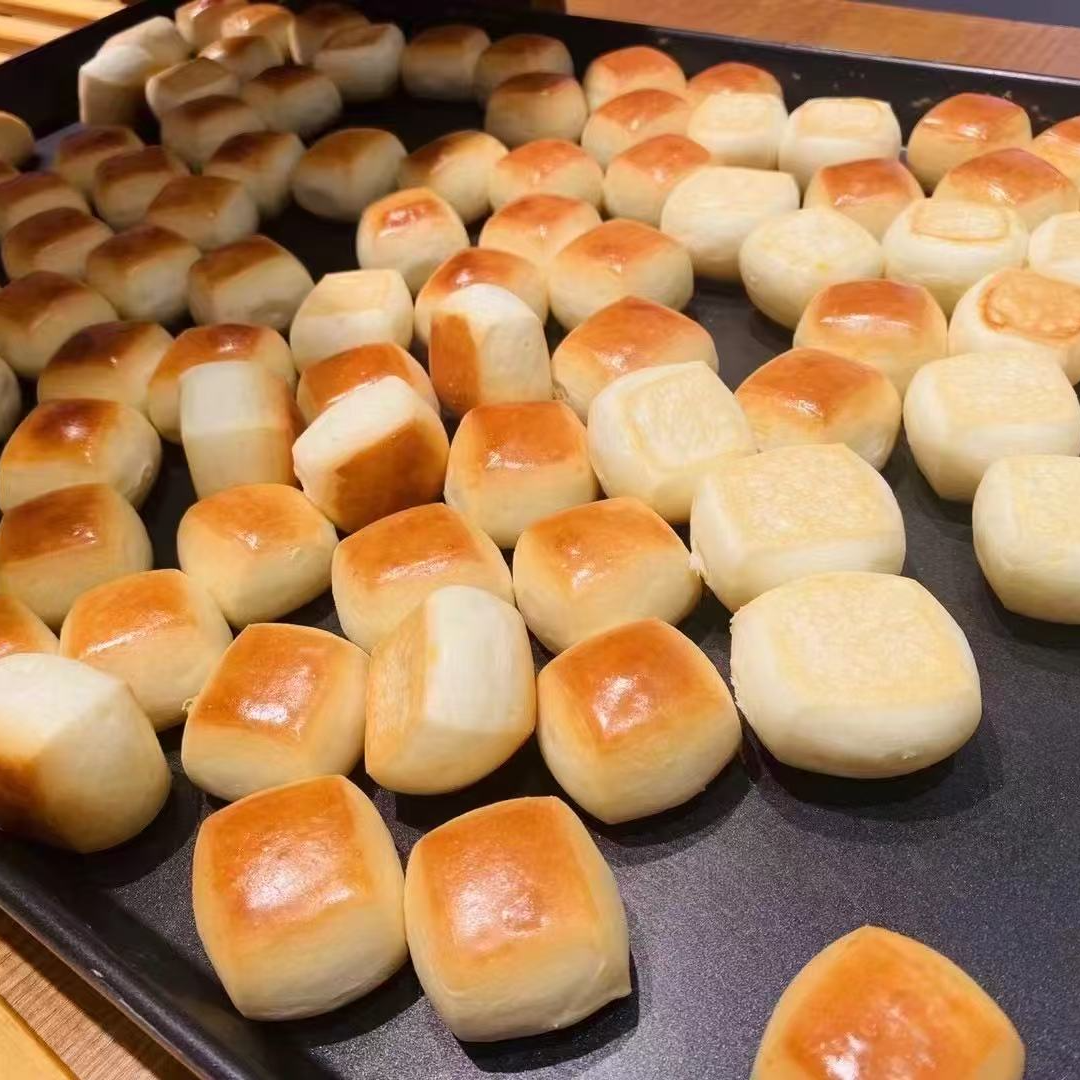 奶敦敦奶香口味面包